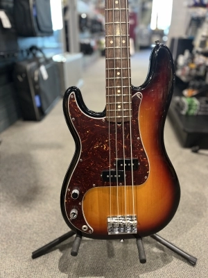 Fender - American Standard Precision Bass, Left Handed, Rosewood Fingerboard, 3-Color Sunburst (2008-2012) 4